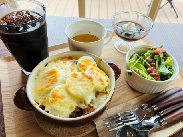 周南・須々万にグラタン専門店「BOX」　ドッグランを併設