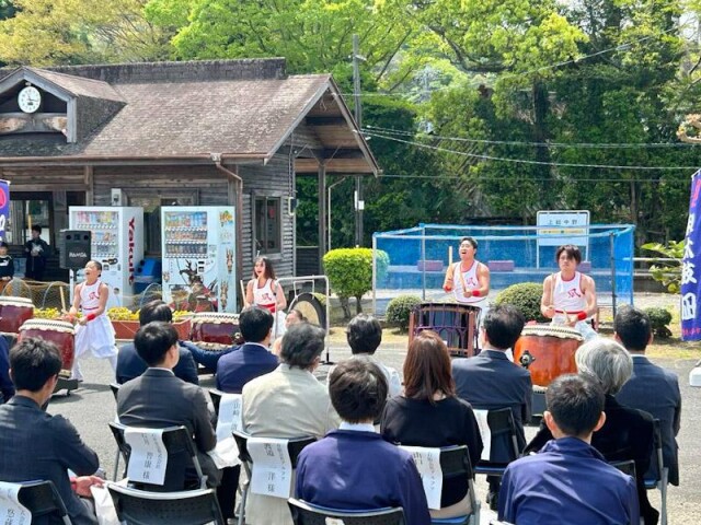 上総中野駅で「結び目マチルシェ」　小湊鉄道といすみ鉄道結び地域盛り上げ