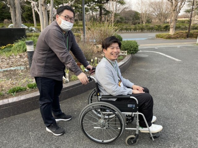 グリーンスプリングスで「PARA HOOP FES！」　点字や車いす体験も
