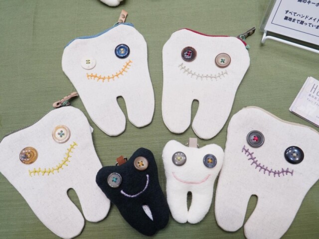 高田馬場の文具店「CHIKUHO」で歯キャラグッズ展　歯と口の健康週間で