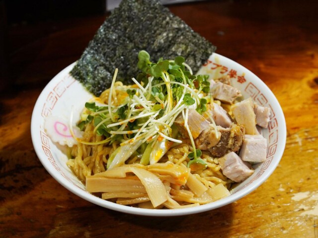 早大近く「武蔵野アブラ學会」が夏の冷やし油そば　「独特な味わい、愛好者も」