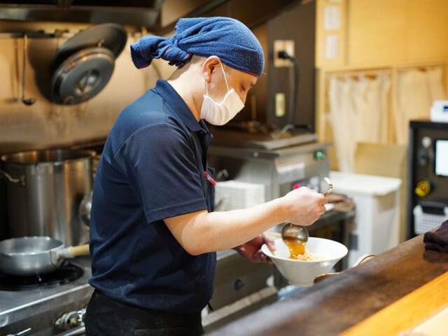 西早稲田「らーめん とも」が夏限定「梅冷やし中華」　梅きゅうから着想