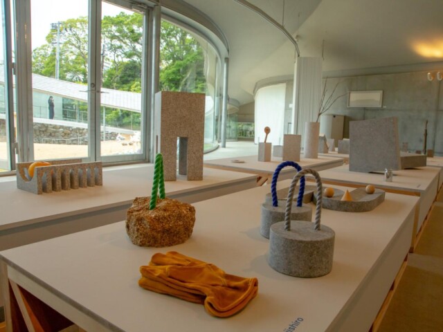 高松・屋島で「OMORI」展　庵治石のプロダクトずらり