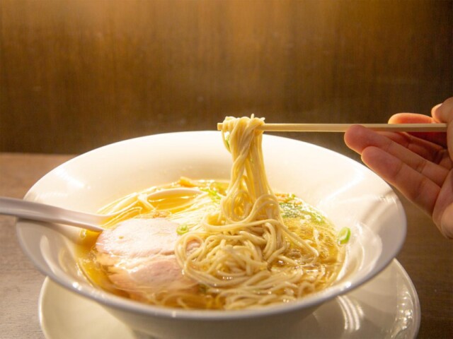 高松シンボルタワーに「ハルオサンタダ」　地元食材使った創作ラーメン提供
