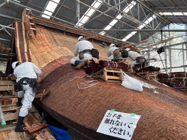 足助八幡宮で本殿修理の特別公開　職人作業の体験会も