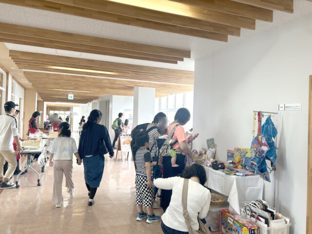 まちづくり活動プラザで「浦安こどもゆうえんち」 ドローン体験人気集める