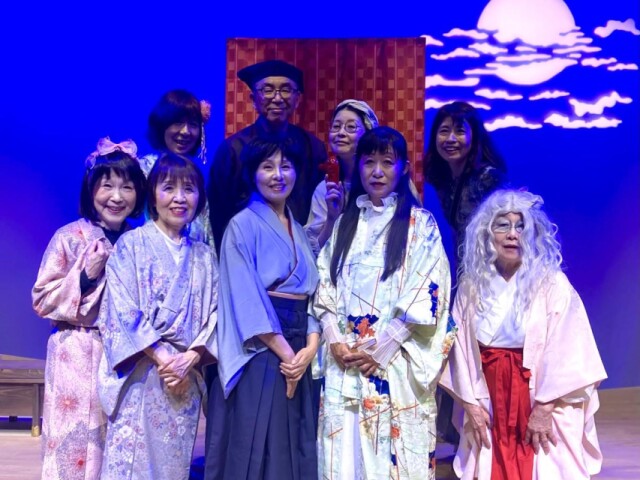 シニア劇団スターライト、「天守物語」を熱演　8カ月間練習した成果披露