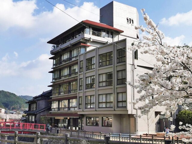 長門に複合施設「SOIL Nagatoyumoto」　最上階にサウナも