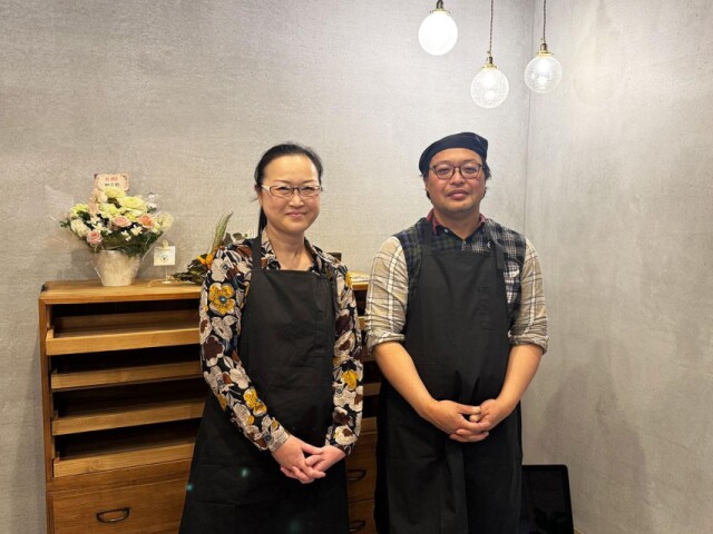 萩にカフェ「ハギサギヴィンヤード」　ミャンマー風カレー、小川桃かき氷