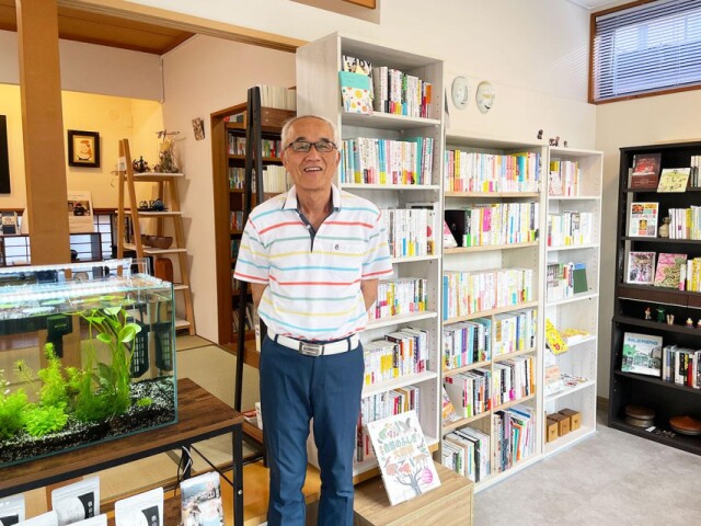 山口に夕暮れ開店の個性派書店「文鳥堂」　店内にギャラリー、カフェも