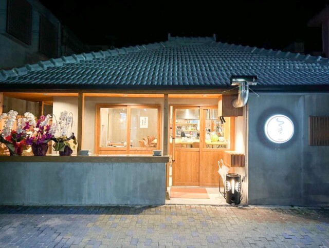 名護・緑街に居酒屋「ロロ」　「炉端焼きとおでん」コンセプトに