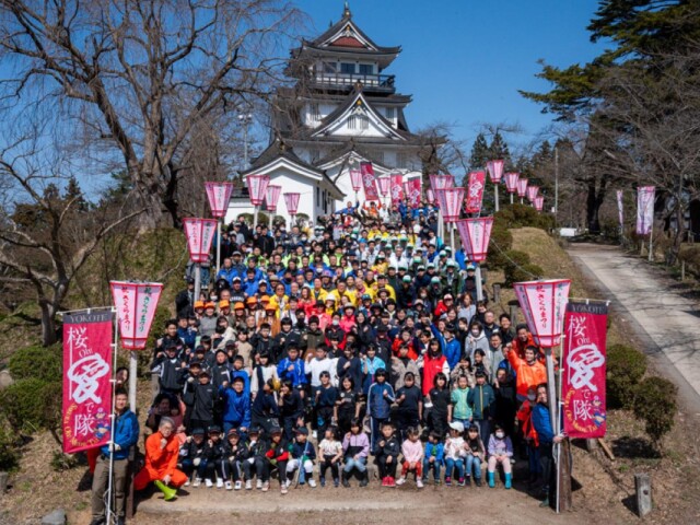 横手公園で清掃活動　ボランティア団体が桜まつりに合わせ企画