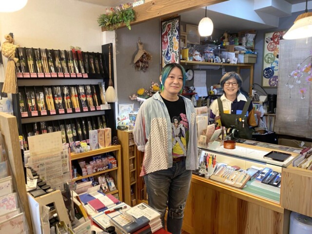 JR逗子駅前に75年　老舗文房具店「文章堂」、7月で閉店へ