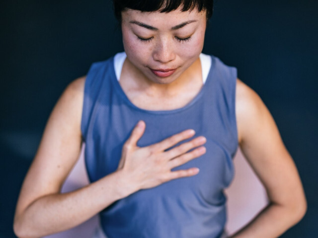 脳と体を改善する科学的呼吸法、呼吸はアルツハイマーの兆候にも