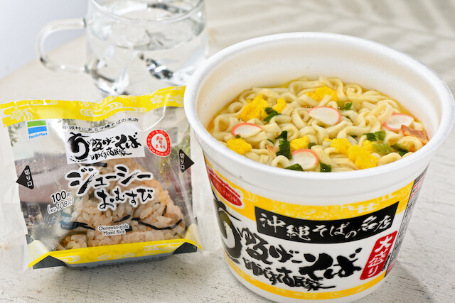 沖縄そばの名店「ちゅるげーそば　古民家」のカップ麺が全国発売！