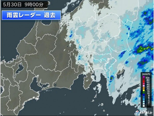 関東は前日と比べて気温大幅ダウン　雨と北風でひんやり　伊豆諸島では土砂降りの雨に