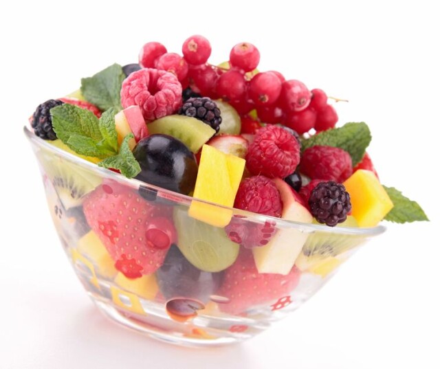 手間なし老化対策が叶う！常備すべき冷凍フルーツ3選