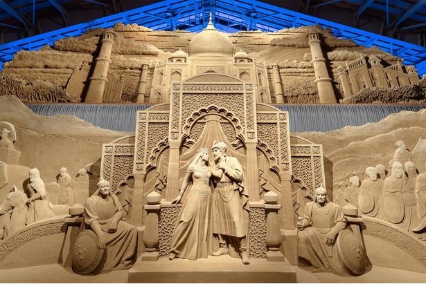 鳥取砂丘 砂の美術館を徹底紹介！迫力満点の砂像で世界旅行を楽しむ