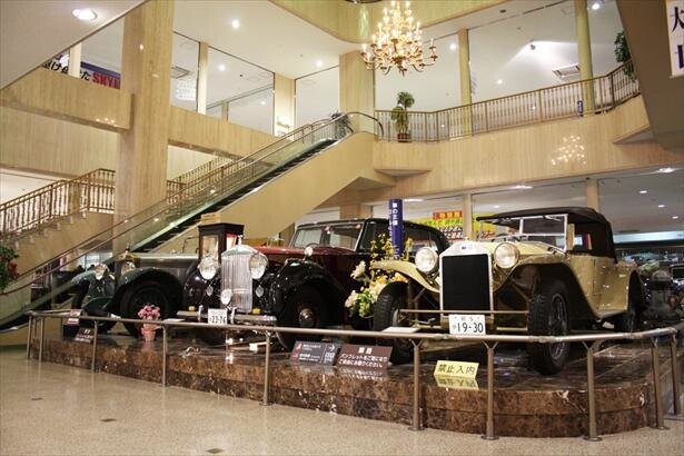 【コロナ対策情報付き】日本自動車博物館の魅力を徹底ガイド！家族で楽しめる日本随一の名車コレクション