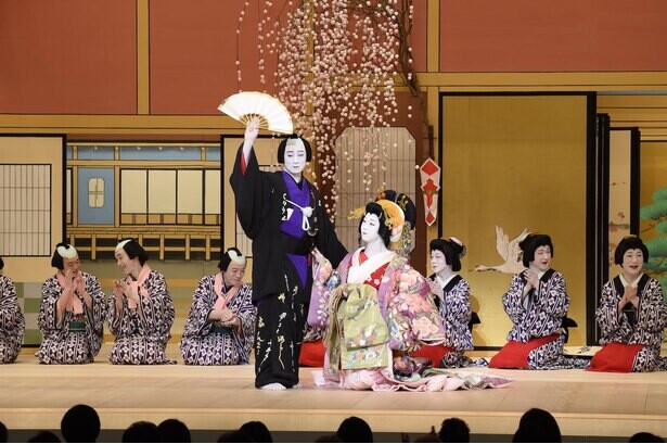 京都・南座で伝統の歌舞伎の祭典「吉例顔見世興行」。コロナ対策徹底し上演！