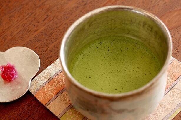 ならまちにある大和茶カフェ「茶樂茶(SARASA)」でこだわりのブレンドティーを