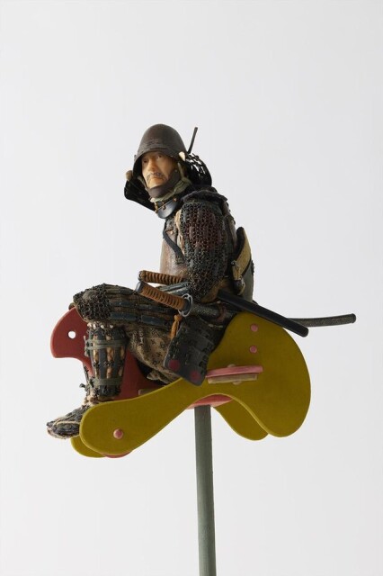鎧と人間をテーマにした作品を展示、香川県の高松市美術館で「野口哲哉展 ― THIS IS NOT A SAMURAI」開催