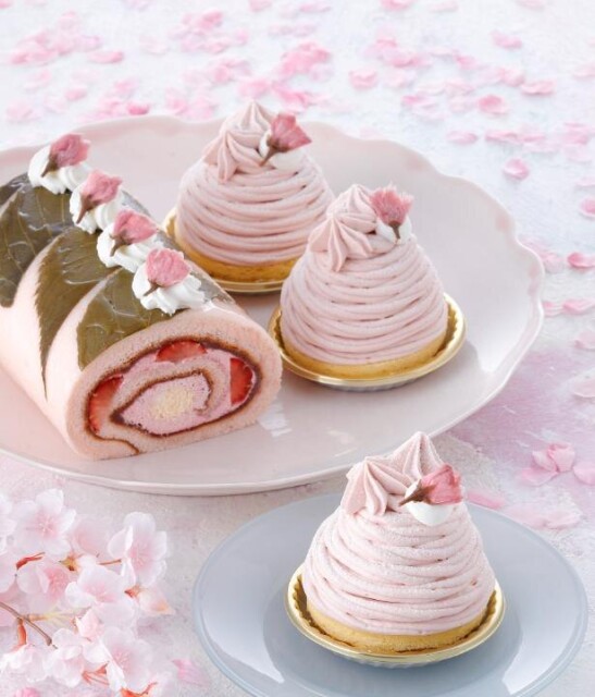 桜スイーツでお花見気分に！パティスリー キハチの春限定モンブラン&ロールケーキが発売