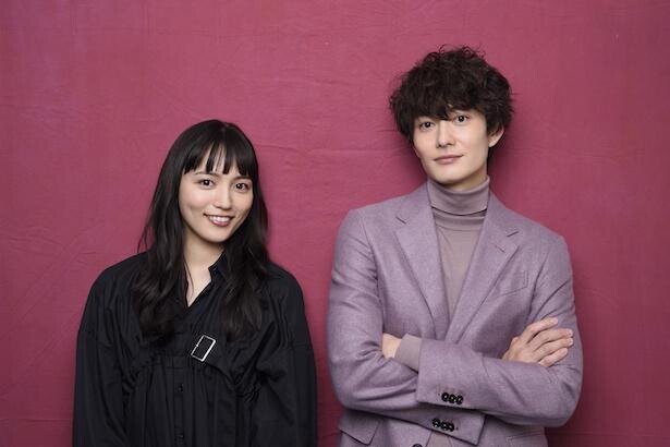 川口春奈「ふたりの絆を感じてほしい」岡田将生と人気舞台の映画化で初共演