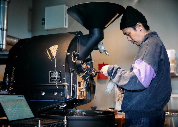 コーヒーで旅する日本／九州編｜「ENDELEA COFFEE」で、何気なく耳にした音楽に心惹かれるようなコーヒーとの出会いを