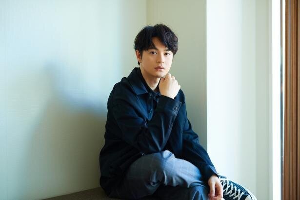 瀬戸康史、初めて濡れ場に挑戦した最新作が公開「監督自らお手本を見せてくれた(笑)」