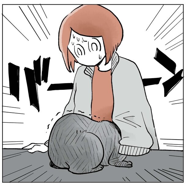 【漫画】病院が怖くて“頭隠して尻隠さず”状態に。猫のワクチン接種奮闘記