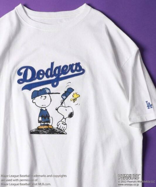 スヌーピー×MLBのコラボTシャツが6色登場！WEB限定の大人デザインに注目