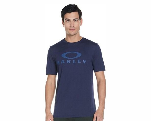 おトクなAmazonセール開催中！夏コーデにピッタリな【OAKLEY(オークリー)】のTシャツが最大34%オフ！この好機を逃すな！