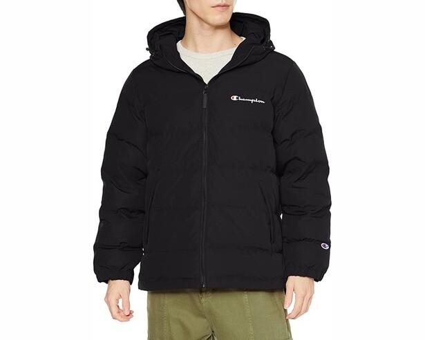 お出かけのお供はこれで決まり！【チャンピオン】のジャケット各種がAmazonセールに大特価登場中！