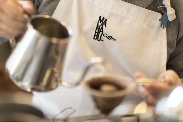 コーヒーで旅する日本／東海編｜男が、ひとりでふらりと入れるコーヒー店を作りたい。「Manabu-Coffee」