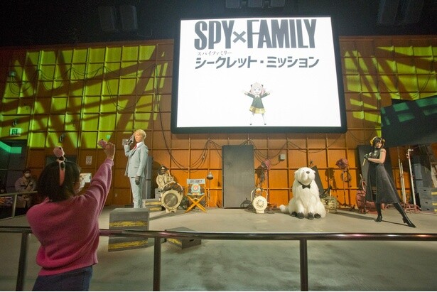 【USJ・SPY×FAMILY初コラボ】スパイになって暗号を解読！アーニャたちにも会えるミッション&フード、グッズレポ