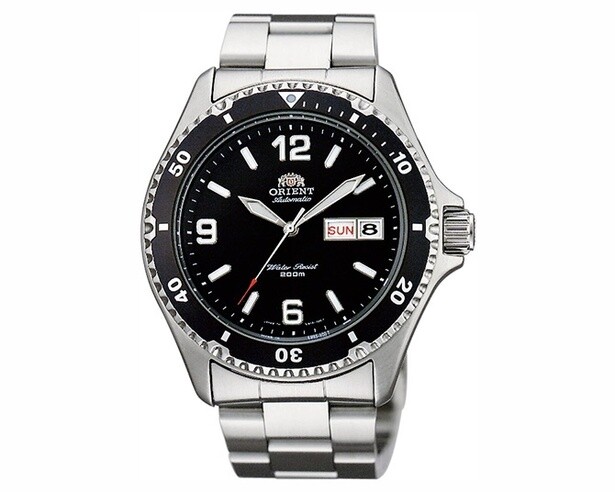Amazonセール開催中！高評価レビュー多数の【オリエント】の腕時計が今だけ最大半額の大特価に！
