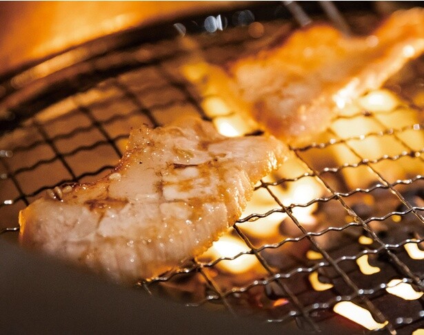 ピートロは何度もひっくり返してじっくり焼くべし！牛角の”肉博士”が伝授する、より美味しくなる焼き方
