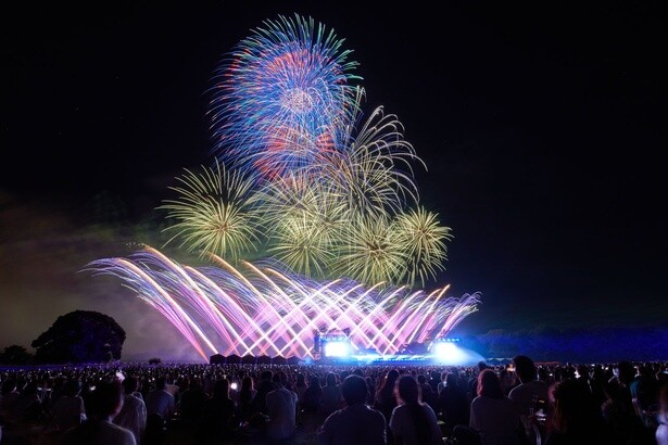 ディズニー名曲と花火の祭典「Disney Music & Fireworks」、茨城公演では2万5000人を動員！