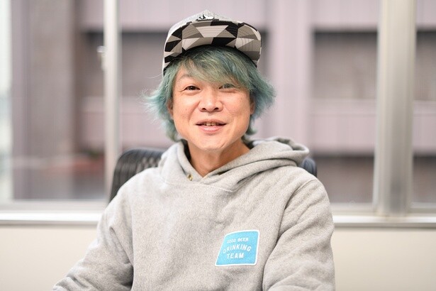 【バッドボーイズ・清人が漫画家デビュー】目の不自由なおばあちゃんと3人のおじさんたちとの“幼少期”をリアルに描く【作者に聞いた】