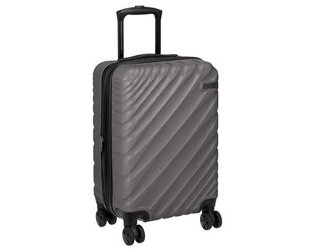旅行の心強い味方！超大容量な【エースデザインドバイエース】の万能スーツケースがAmazonでお得なプライスダウン‼