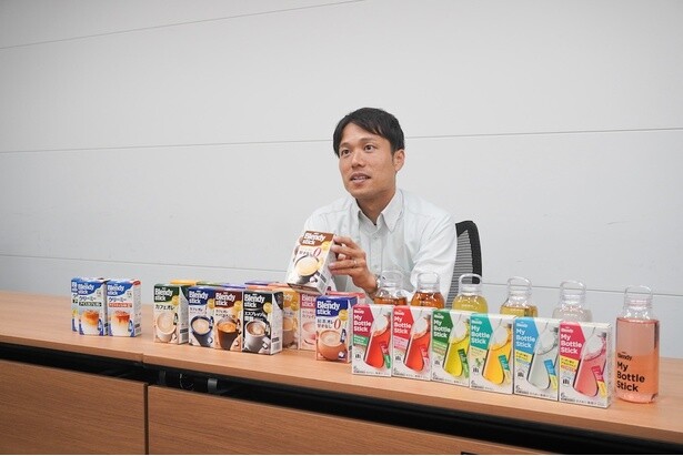 累計販売杯数150億杯を突破！14年連続で売上金額・販売杯数No.1の「ブレンディ(R)」スティックが大人気商品になった理由とは？