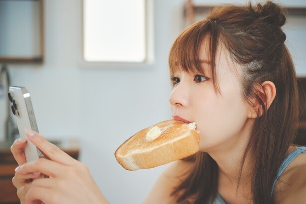 中川紅葉のエッセイ連載！24歳の誕生日を目前に控えて「“慣れ”が怖くなっていた」／ココロすっぴん#36