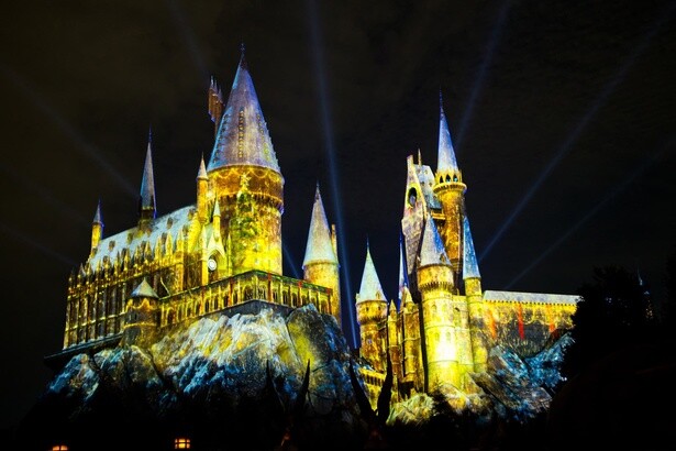 【USJ】ウィザーディング・ワールド・オブ・ハリー・ポッター10周年がフィナーレ！ホグワーツ城のショーや冬限定グッズ&グルメに注目