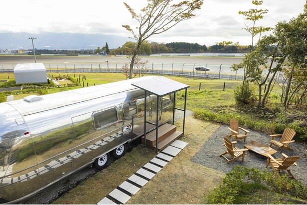 キャンプ場徹底解剖！「RECAMP 富士スピードウェイ」(静岡県小山町)｜世界初のサーキット内サイト！夜は静けさと星空を満喫