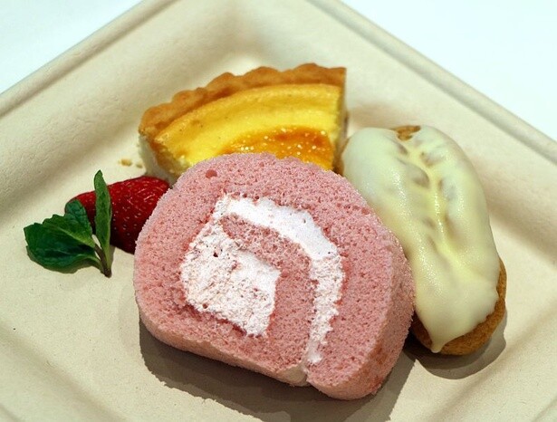 人気スイーツ1位は18年連続で「シュークリーム」！キャラメルやいちごのフレーバーも注目度上昇中