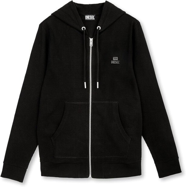 羽織ってもインナーでも◎ユーティリティな1着【ディーゼル】パーカーが14％OFFはチャンス！Amazonで賢くお買い物