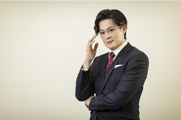 原作を超えた!?「社畜人ヤブー」で連続ドラマ初主演の新納慎也が“なりきりぶり”を自画自賛