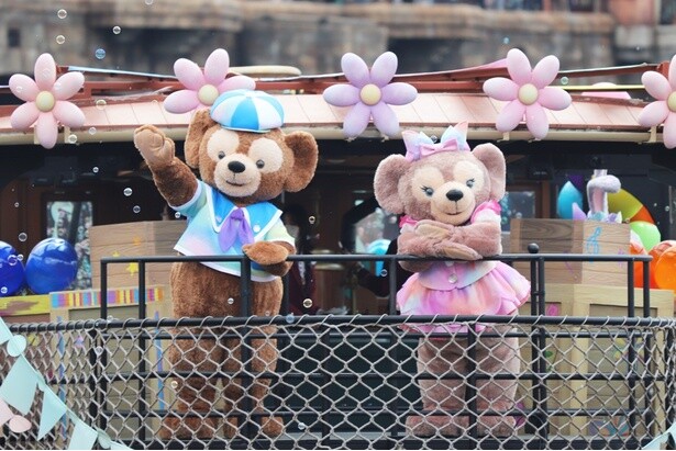 東京ディズニーシーでダッフィー20周年イベントが開幕！人気チュロスの新フレーバーなどグルメも充実