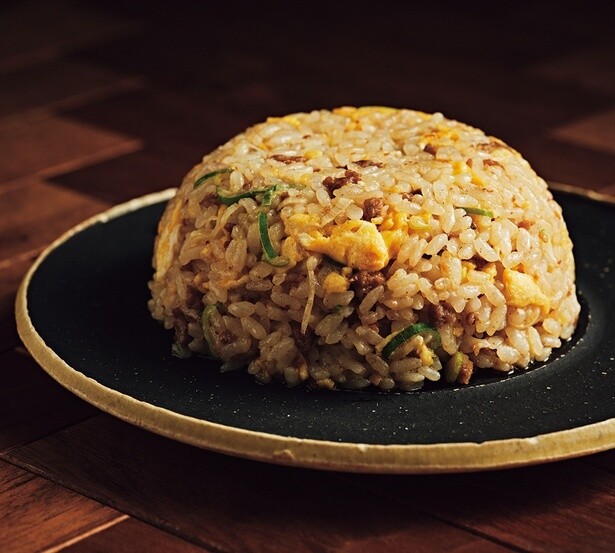 チャーハン動画が大バズり！台湾まぜそばの生みの親が作る「台湾チャーハン」のレシピとは【著者に聞く】